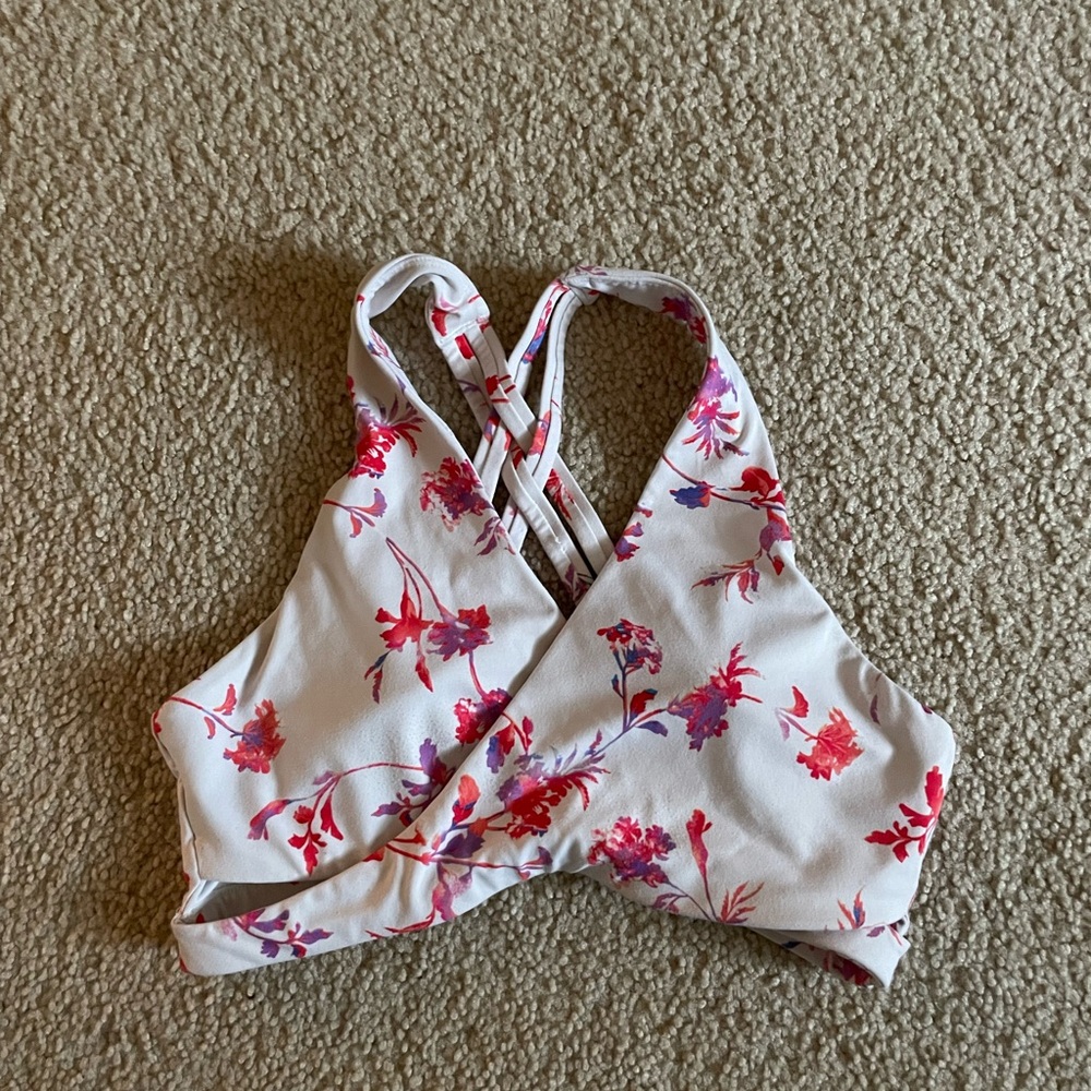 Floral Cross-Back Fabletics Sports Bra - S